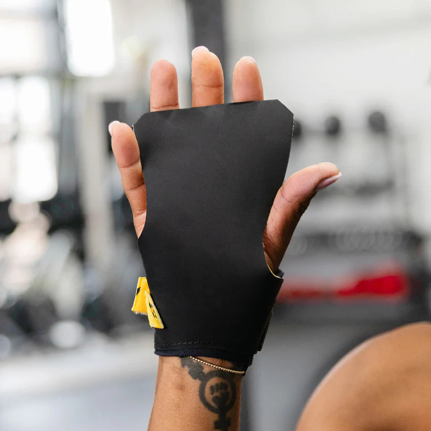 V Series Women's Conquer Fingerless