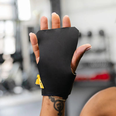 V Series Women's Conquer Fingerless