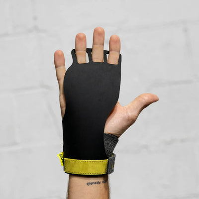 Men's Conquer 3-Finger Classic
