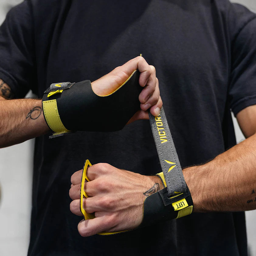 Men's Conquer 3-Finger Classic
