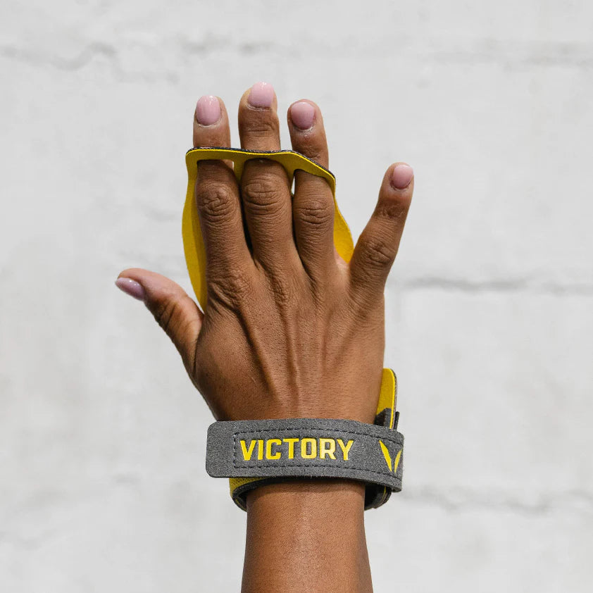 Women's Conquer 3-FC Classic
